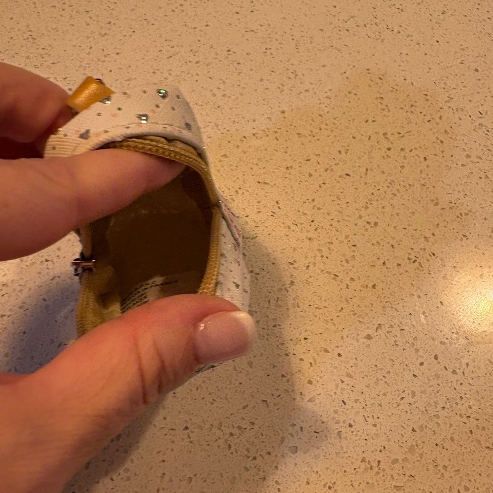 MACARON White and Gold Pouch - Picture 2 of 4